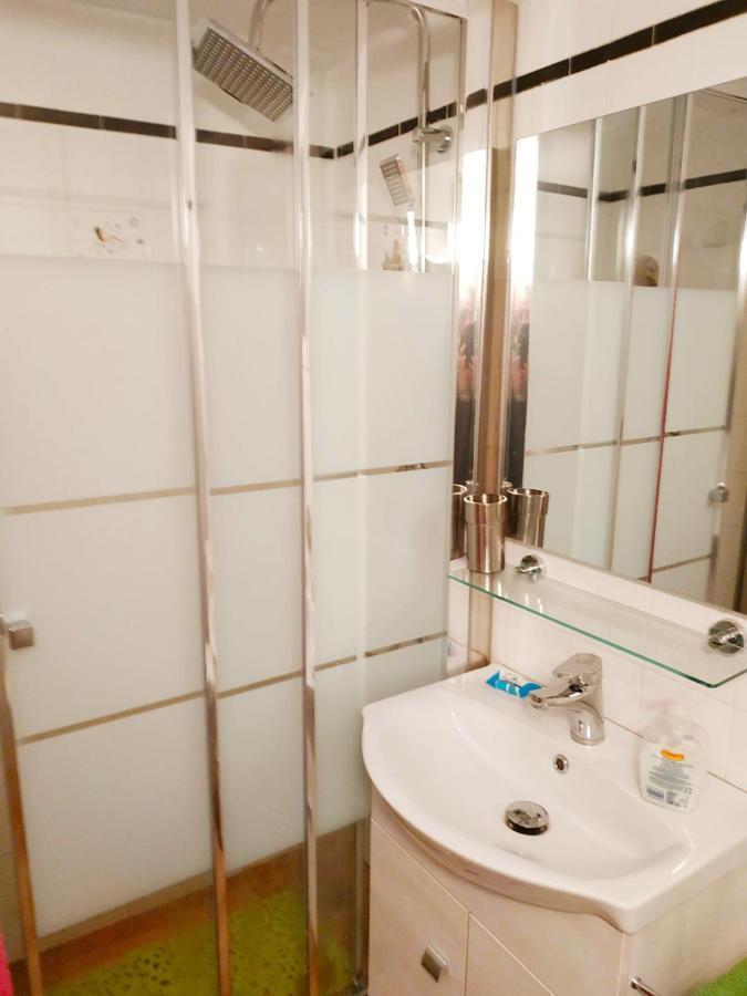 Colorful Apartment 5 Minutes Walk From Acropolis 아테네 외부 사진